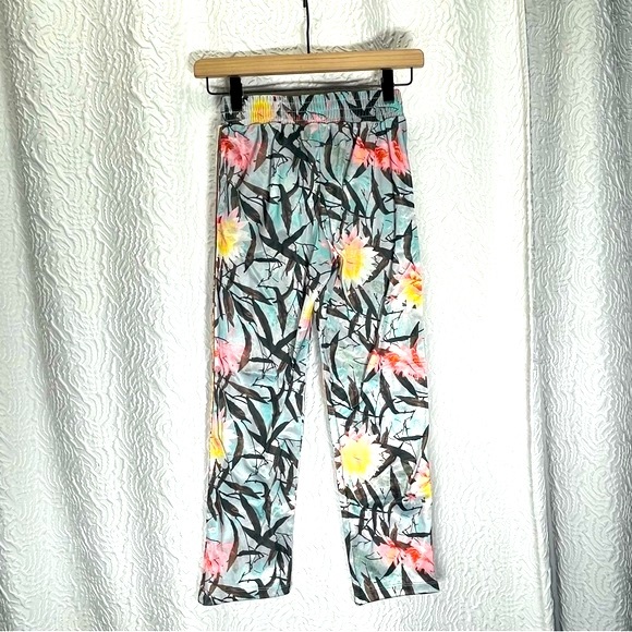 ART CLASS Girls' Size 7/8 Tropical Floral-Print Joggers with Side Stripes - Picture 4 of 7